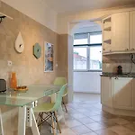 Saldanha Pombaline Апартаменти